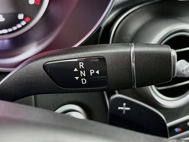 Used 2018 Mercedes-Benz GLC 300 4MATIC image 17