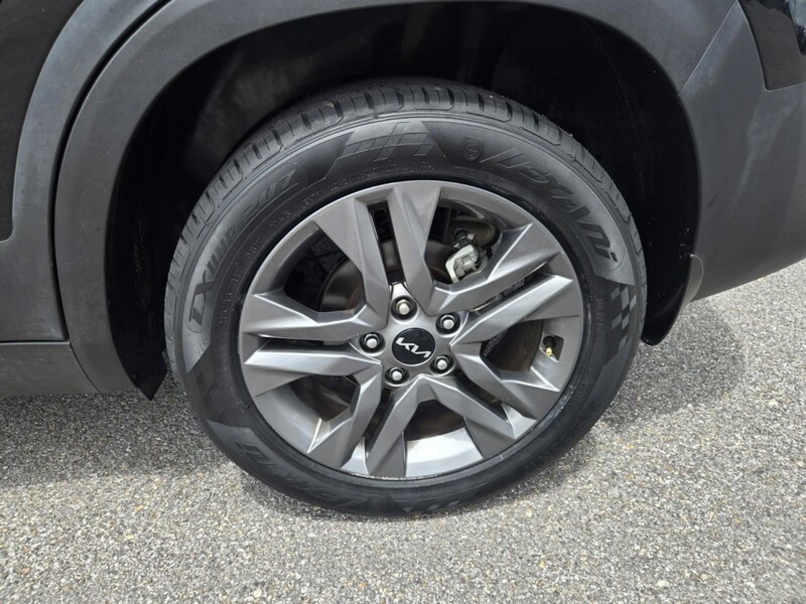 Used 2023 Kia Seltos S FWD image 8