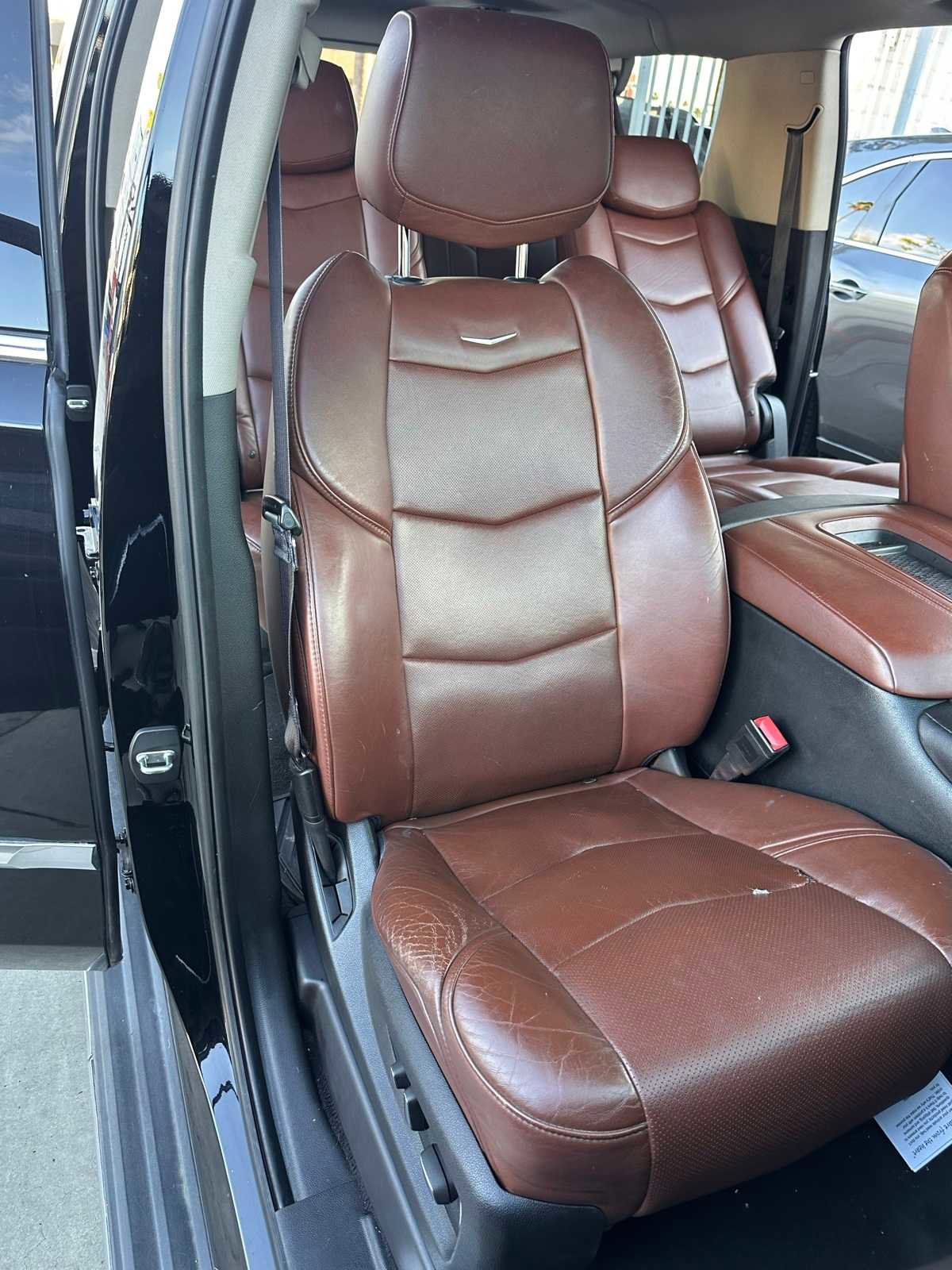 Used 2016 Cadillac Escalade ESV Premium image 13