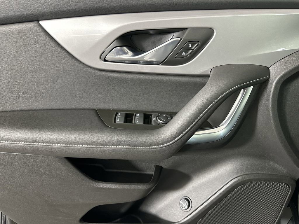 Used 2023 Chevrolet Blazer LT w/ Midnight/Sport Edition image 25