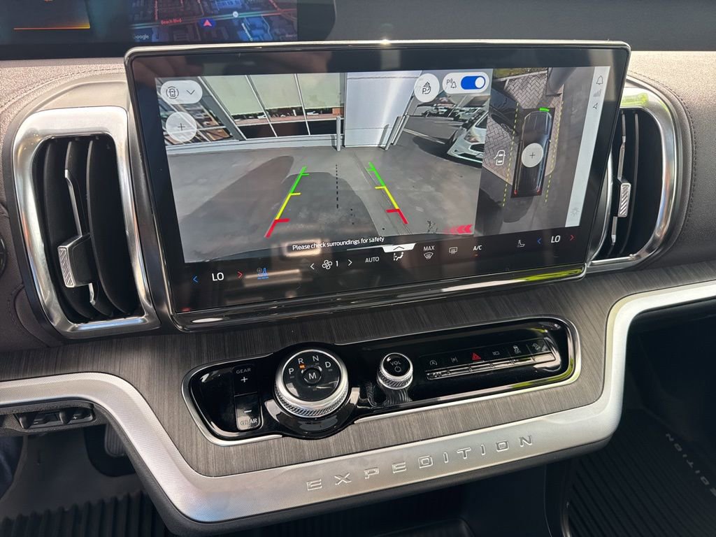 Used 2025 Ford Expedition Max Platinum w/ Platinum Ultimate Package image 31