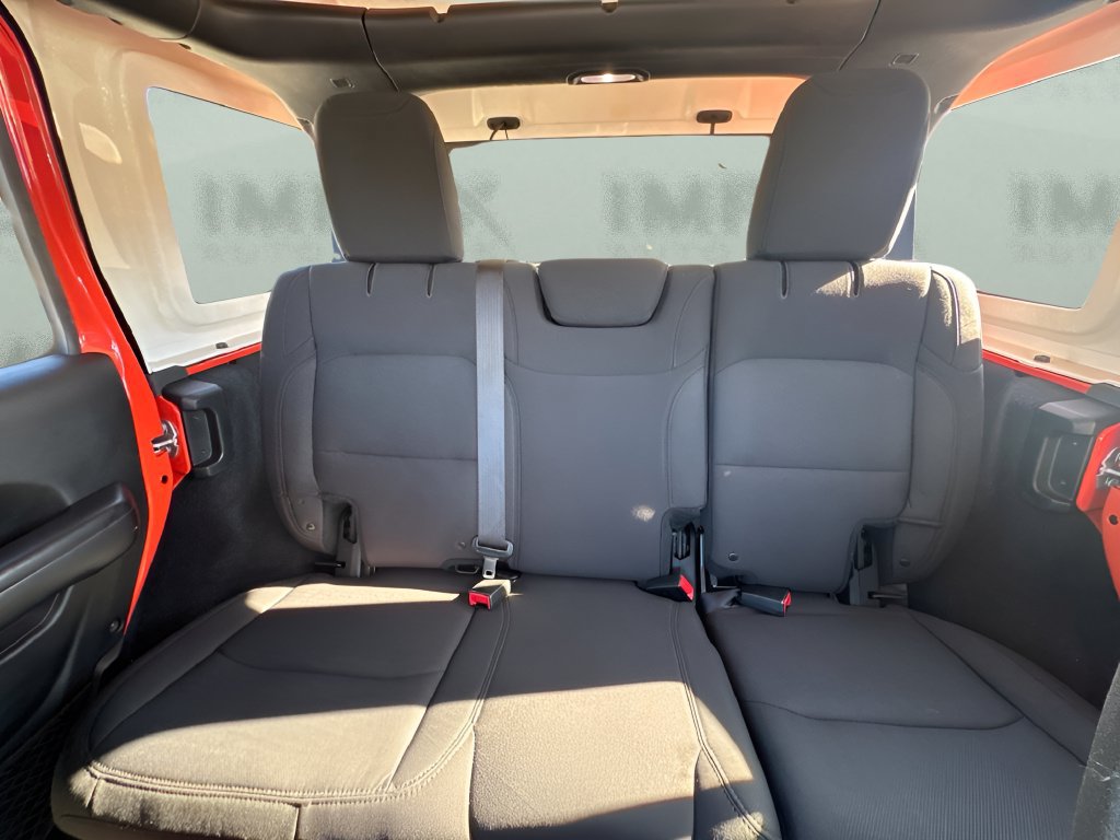 Used 2018 Jeep Wrangler Unlimited Sport AWD/4WD image 10