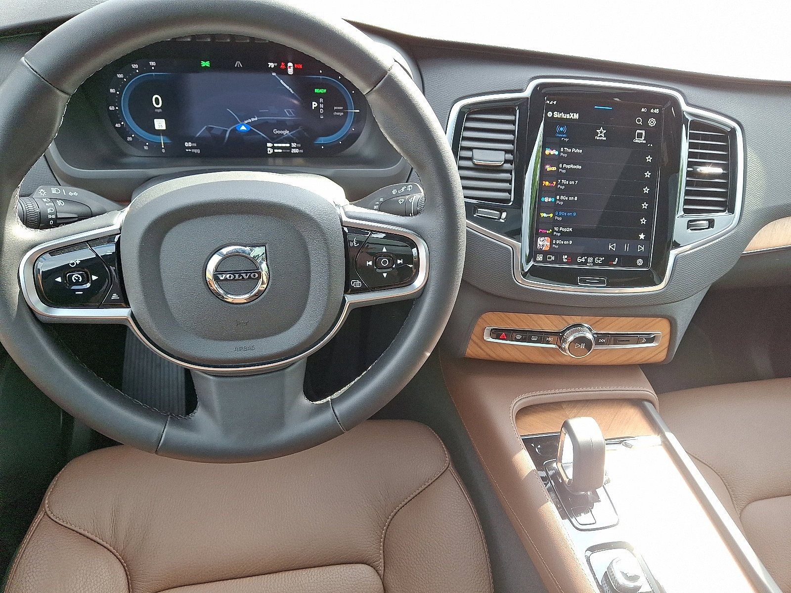 Used 2025 Volvo XC90 T8 Plus image 12