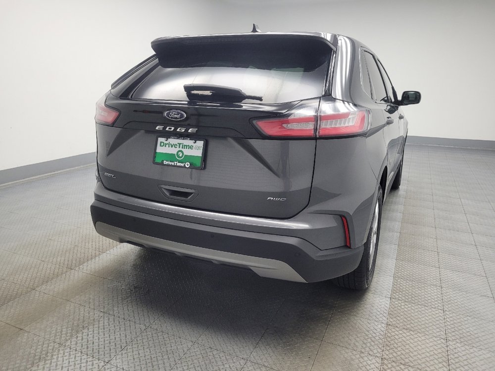 Used 2023 Ford Edge SEL image 7