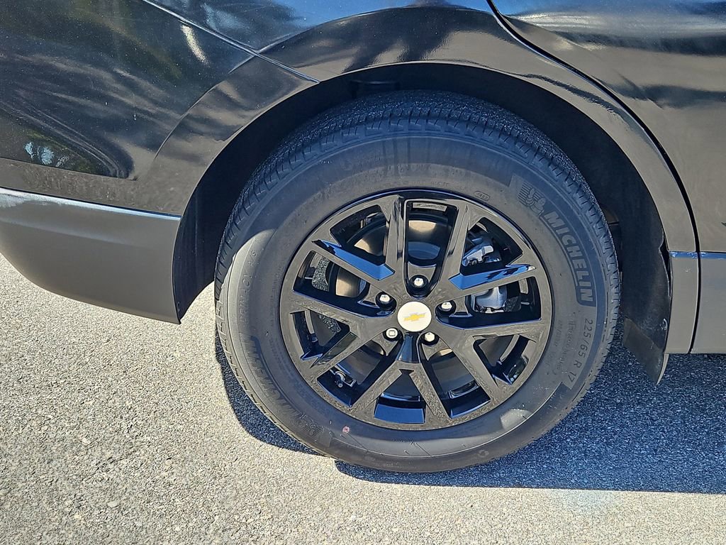 Used 2022 Chevrolet Equinox LS image 5