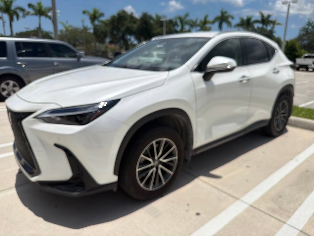 Used 2025 Lexus NX 250 FWD w/ Accessory Package (K3) image 8
