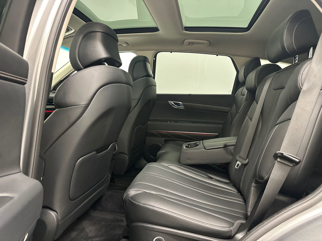 Used 2024 Genesis GV80 3.5T image 17