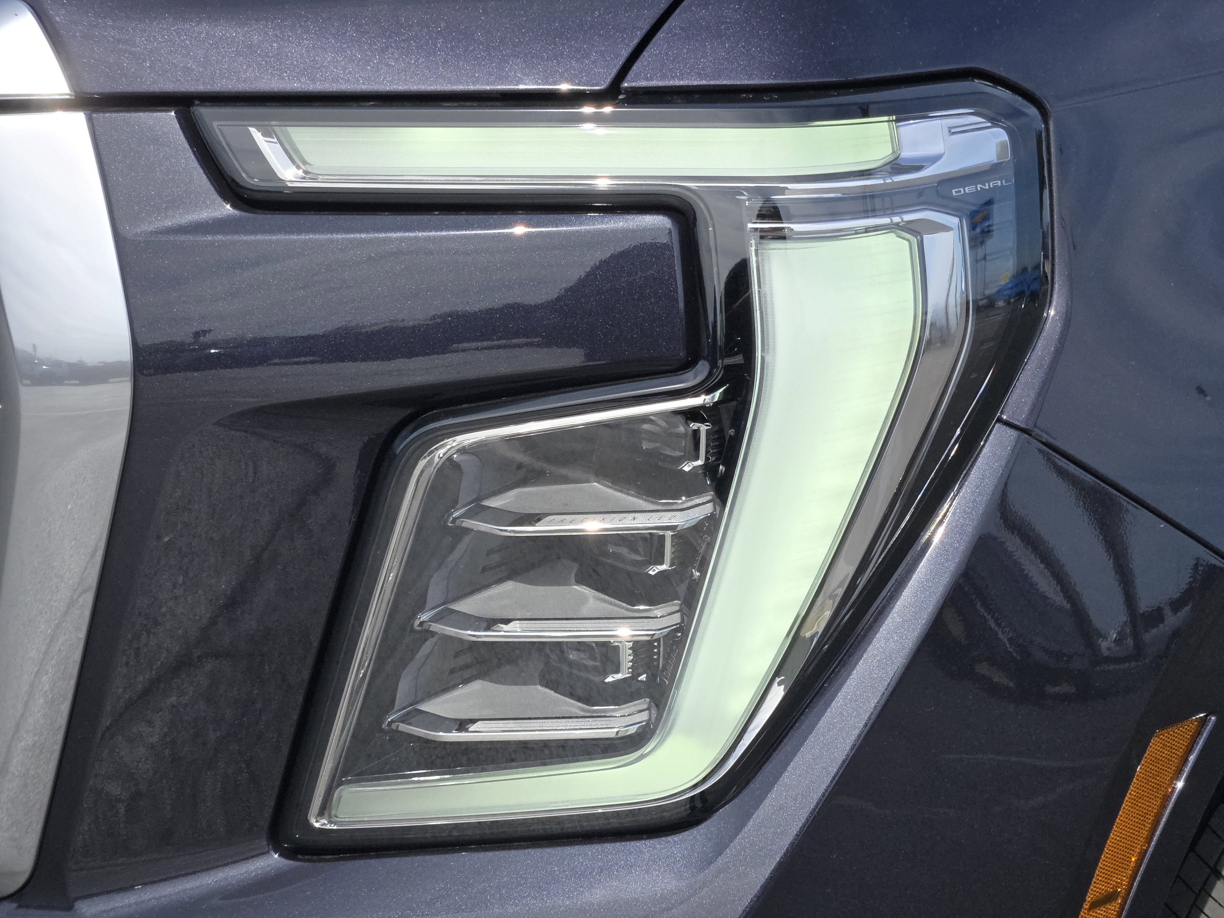 New 2026 GMC Yukon XL Denali w/ Denali Reserve Package image 6