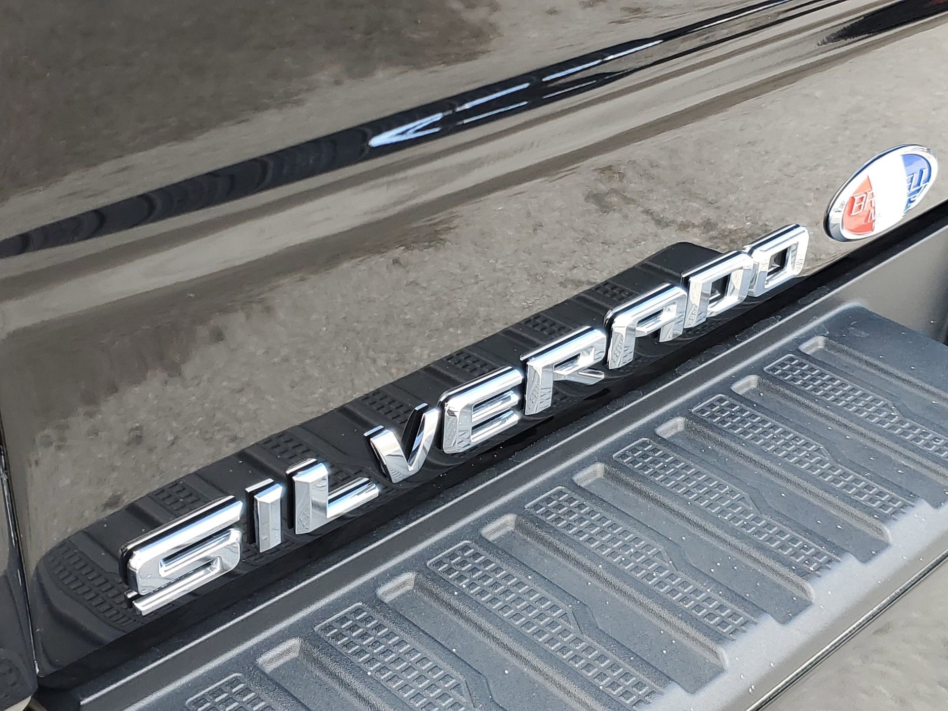 Used 2022 Chevrolet Silverado 1500 RST image 6