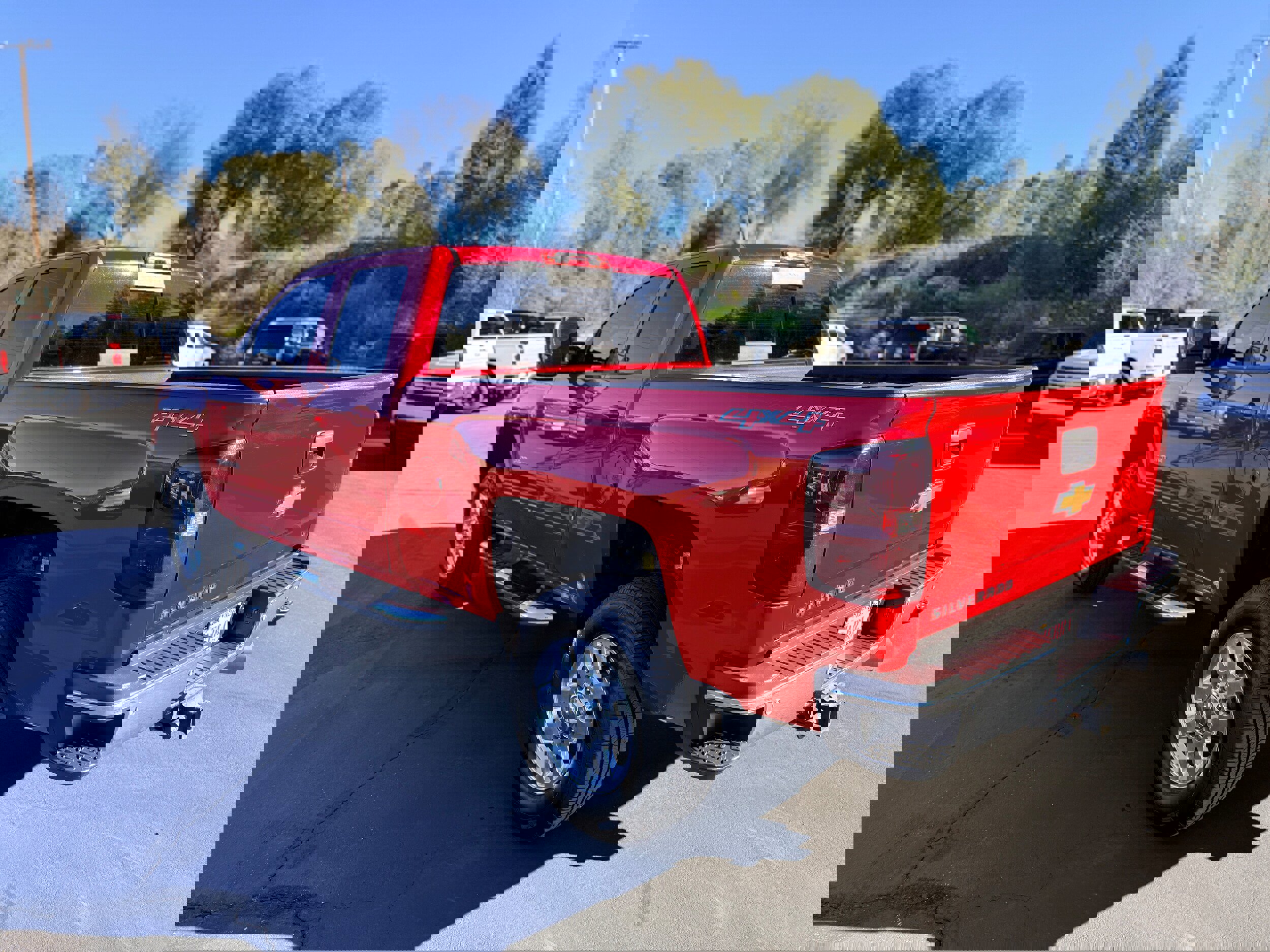 Used 2015 Chevrolet Silverado 2500 LT w/ LT Convenience Package image 8