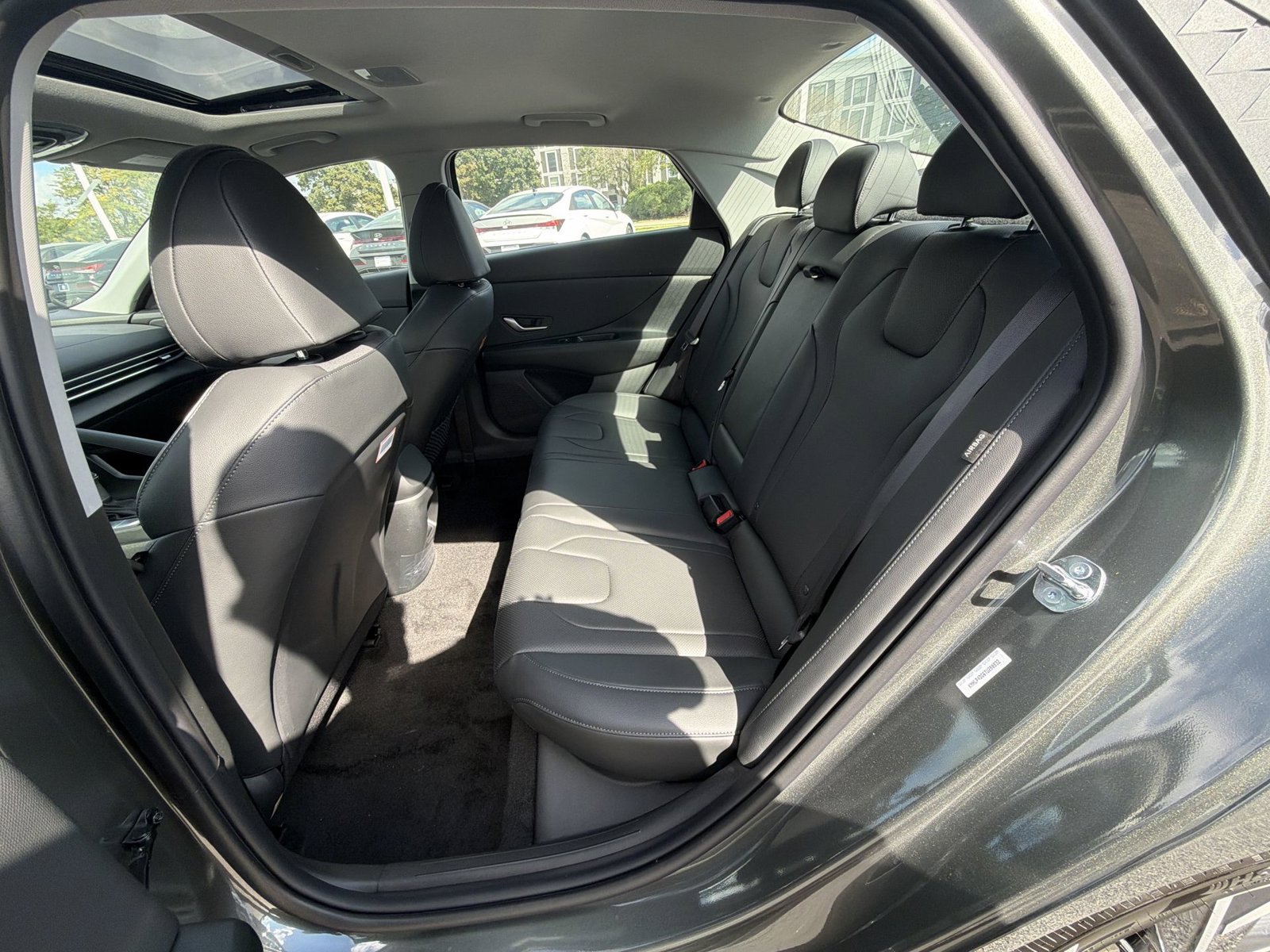 New 2026 Hyundai Elantra Limited FWD image 23