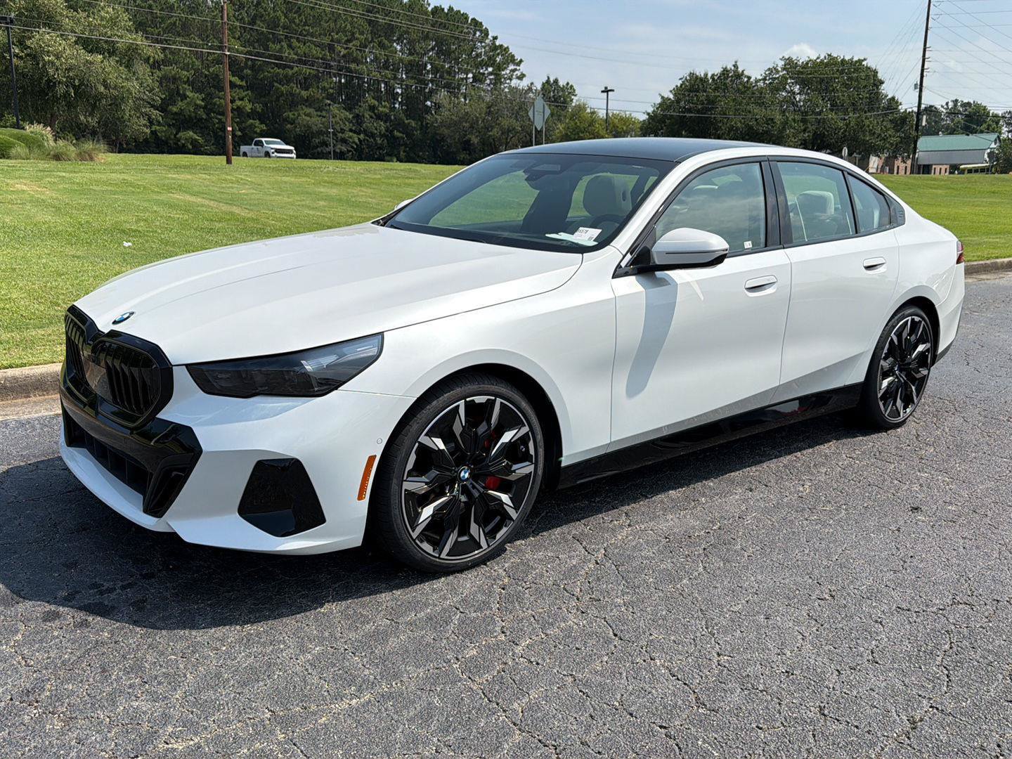 New 2027 BMW 540i xDrive w/ Executive Package AWD/4WD image 2