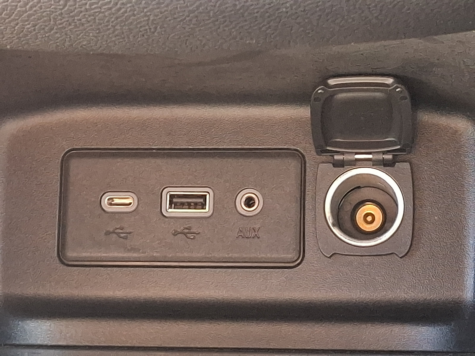 Used 2020 Chevrolet Equinox LT AWD/4WD image 23