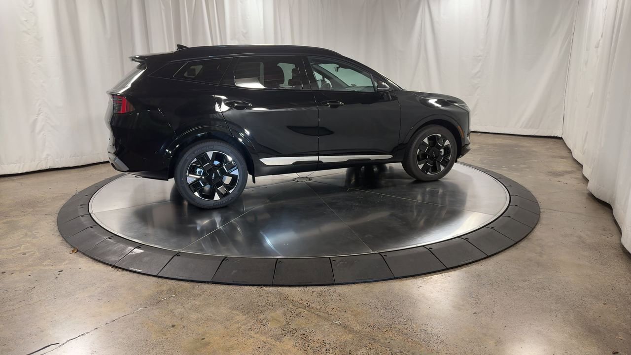 New 2026 Kia Sportage SX image 2