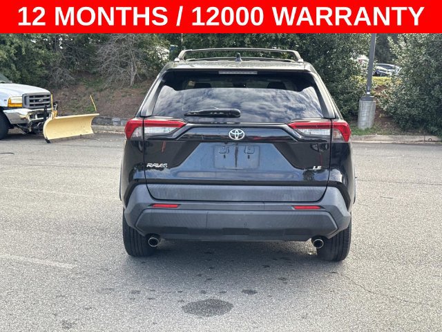 Used 2019 Toyota RAV4 LE FWD image 3