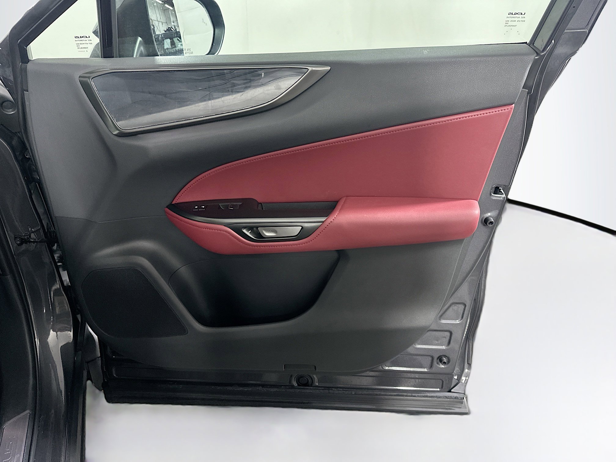 Used 2025 Lexus NX 250 FWD w/ Cold Area Package image 33