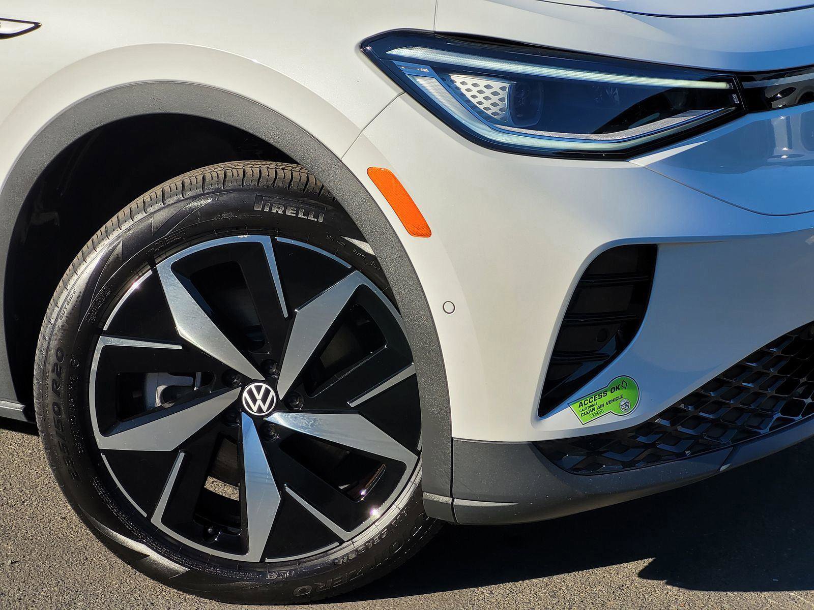 Certified 2023 Volkswagen ID.4 Pro S image 5