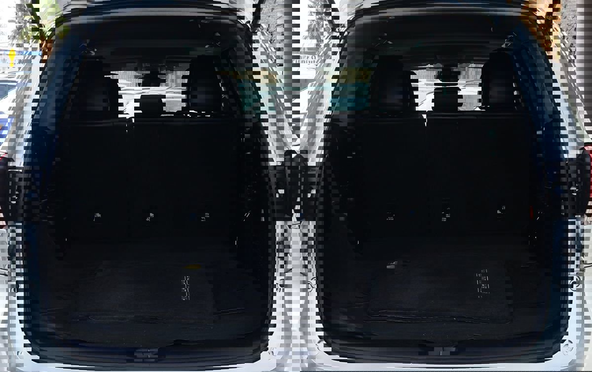 Used 2019 Toyota Highlander XLE image 23