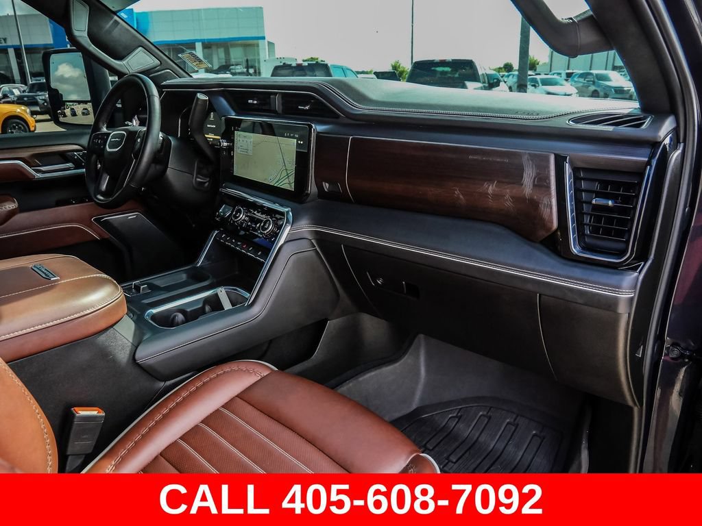 Used 2026 GMC Sierra 2500 Denali Ultimate AWD/4WD image 18