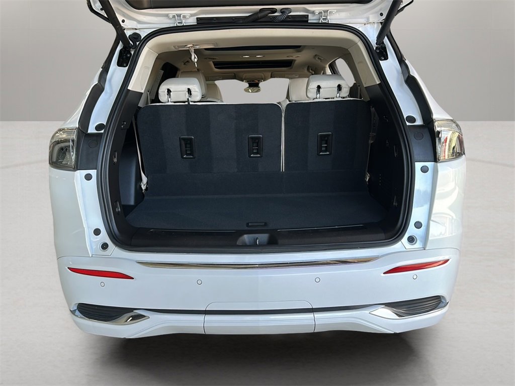 Used 2023 Buick Enclave Avenir w/ Avenir Technology Package image 23