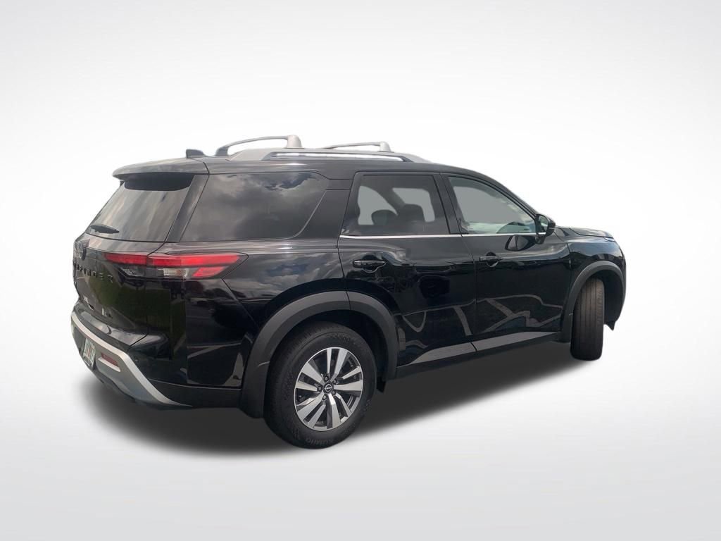 Certified 2022 Nissan Pathfinder SL w/ SL Black Package FWD image 14