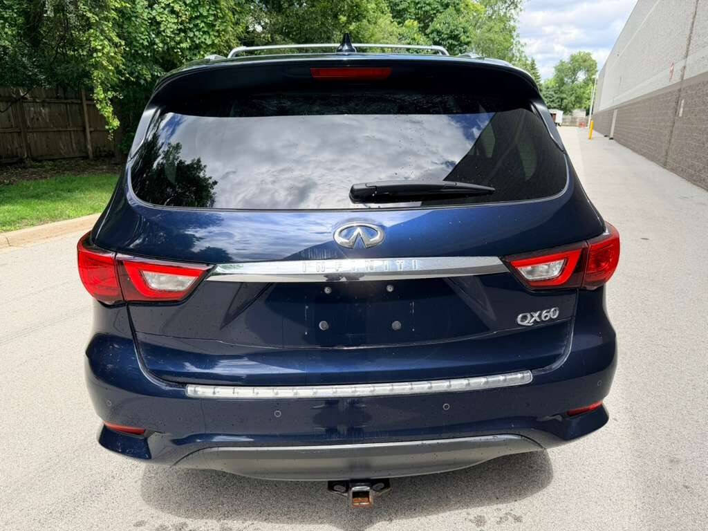 Used 2016 INFINITI QX60 Luxe w/ Deluxe Technology Package AWD/4WD image 3