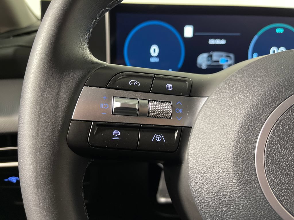 Certified 2025 Hyundai Sonata Limited FWD image 28