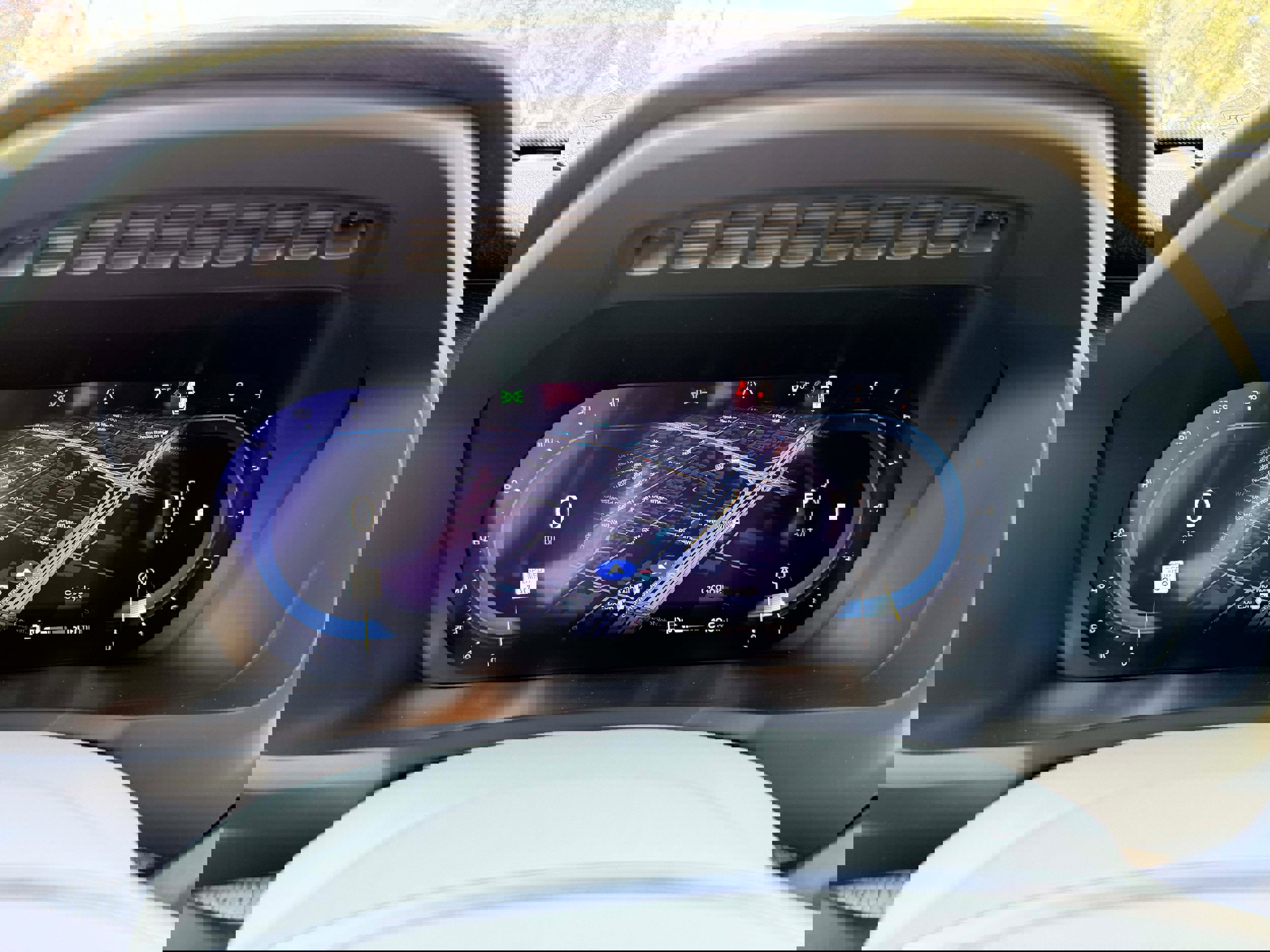 Used 2025 Volvo XC90 B6 Plus w/ Protection Package image 21