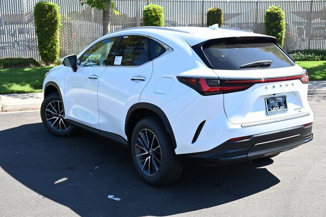 New 2026 Lexus NX 350 AWD image 4