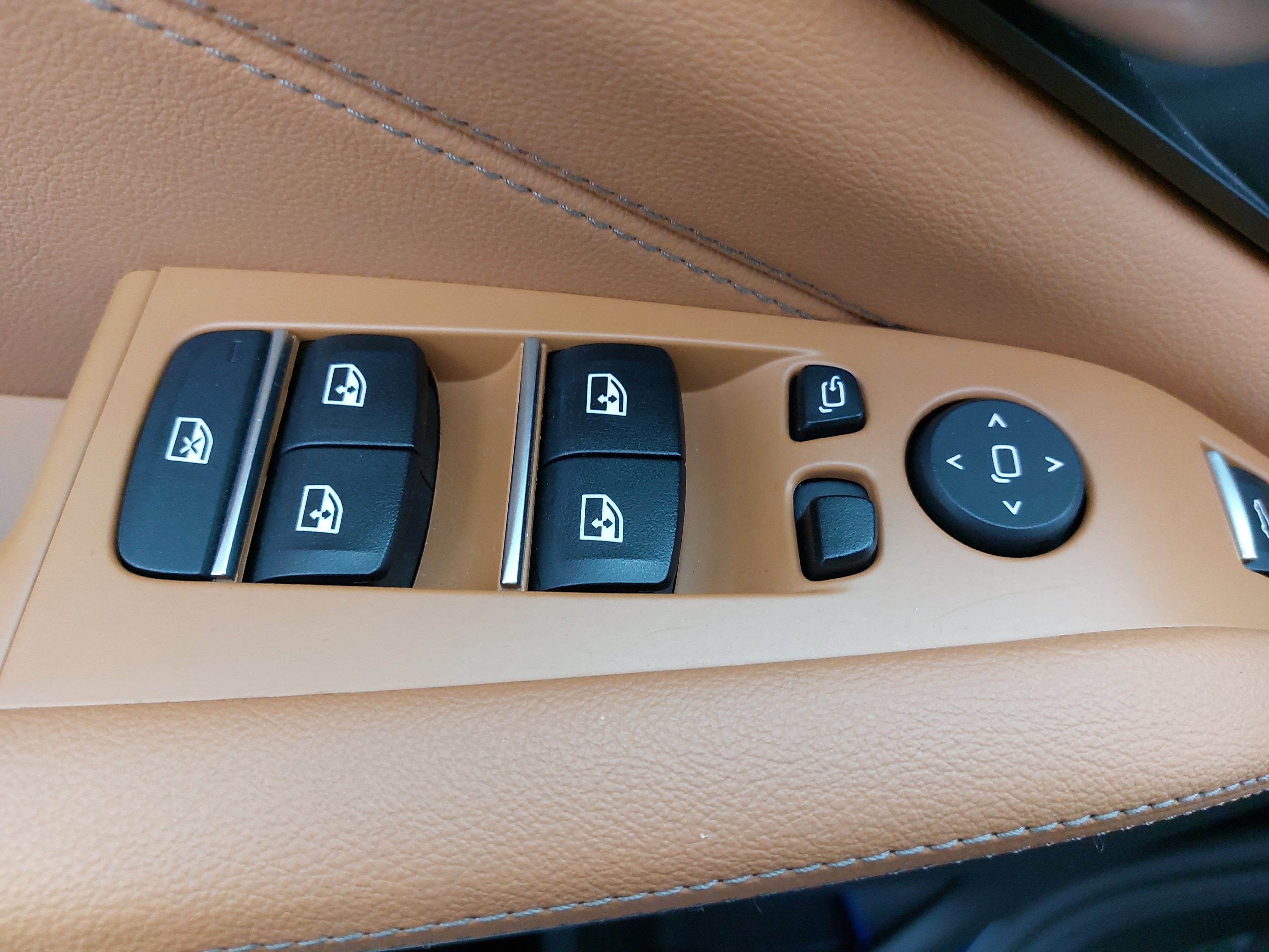 Used 2022 BMW X5 xDrive40i w/ Premium Package image 30