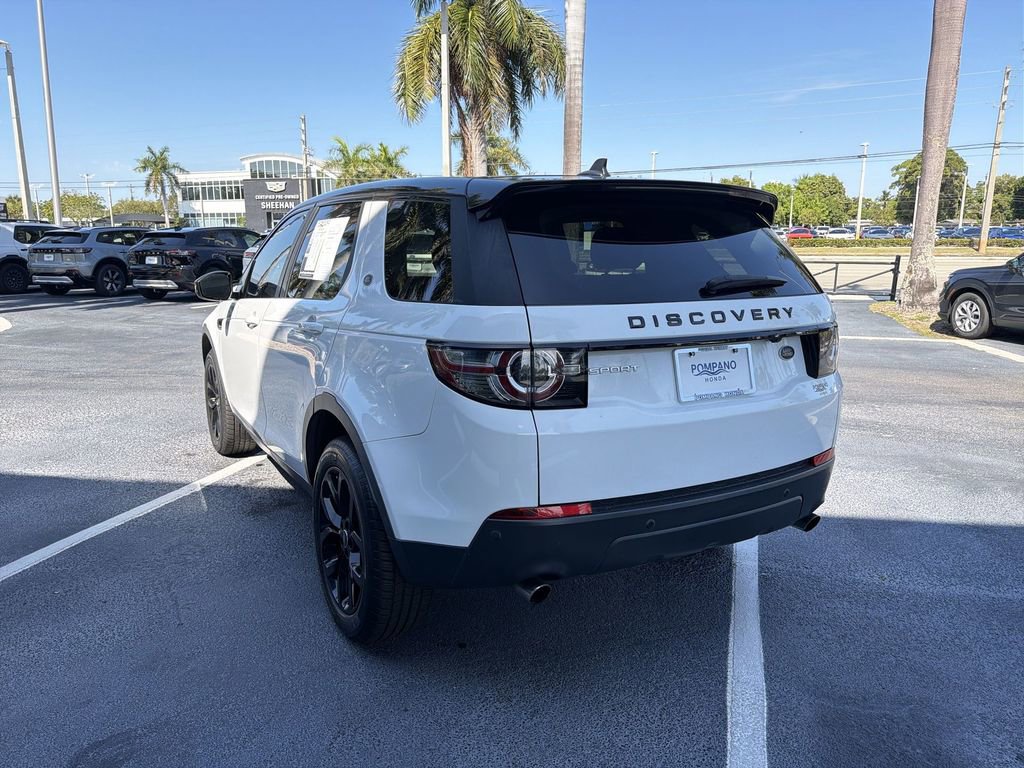 Used 2016 Land Rover Discovery Sport HSE AWD/4WD image 6