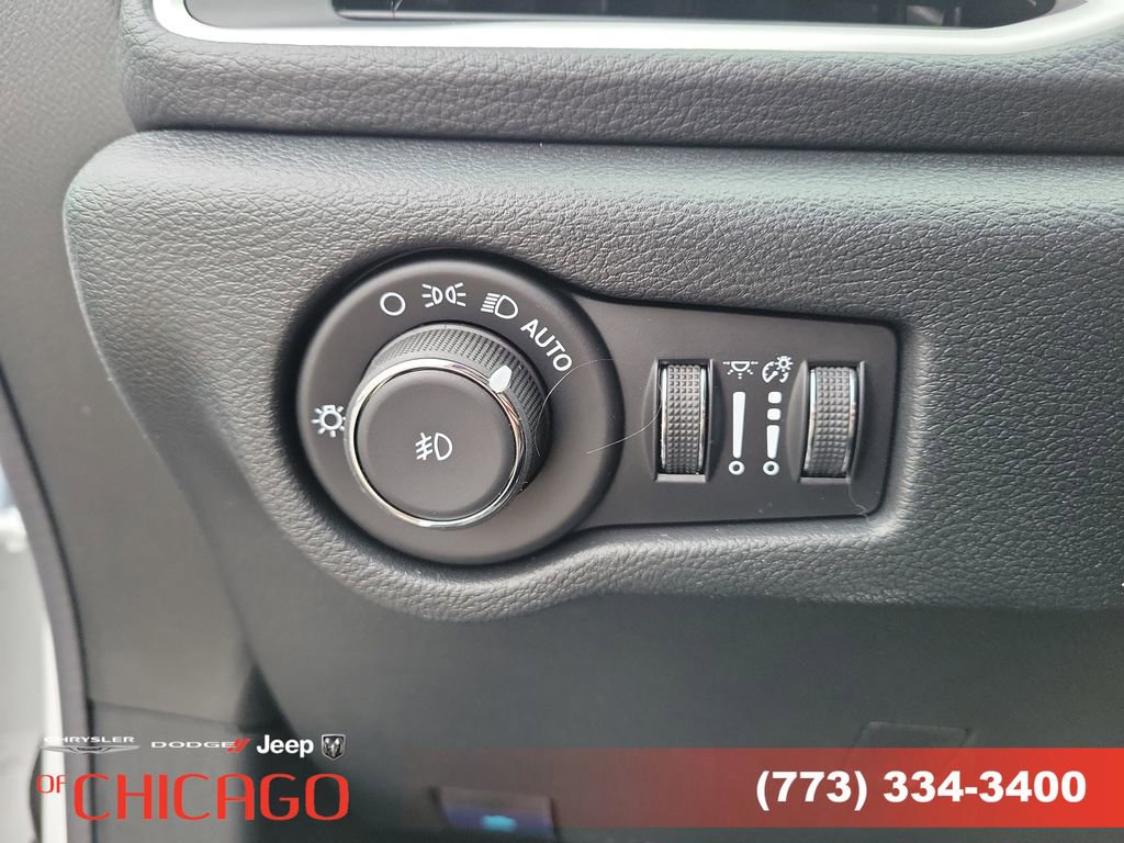 New 2026 Chrysler Pacifica Select image 20