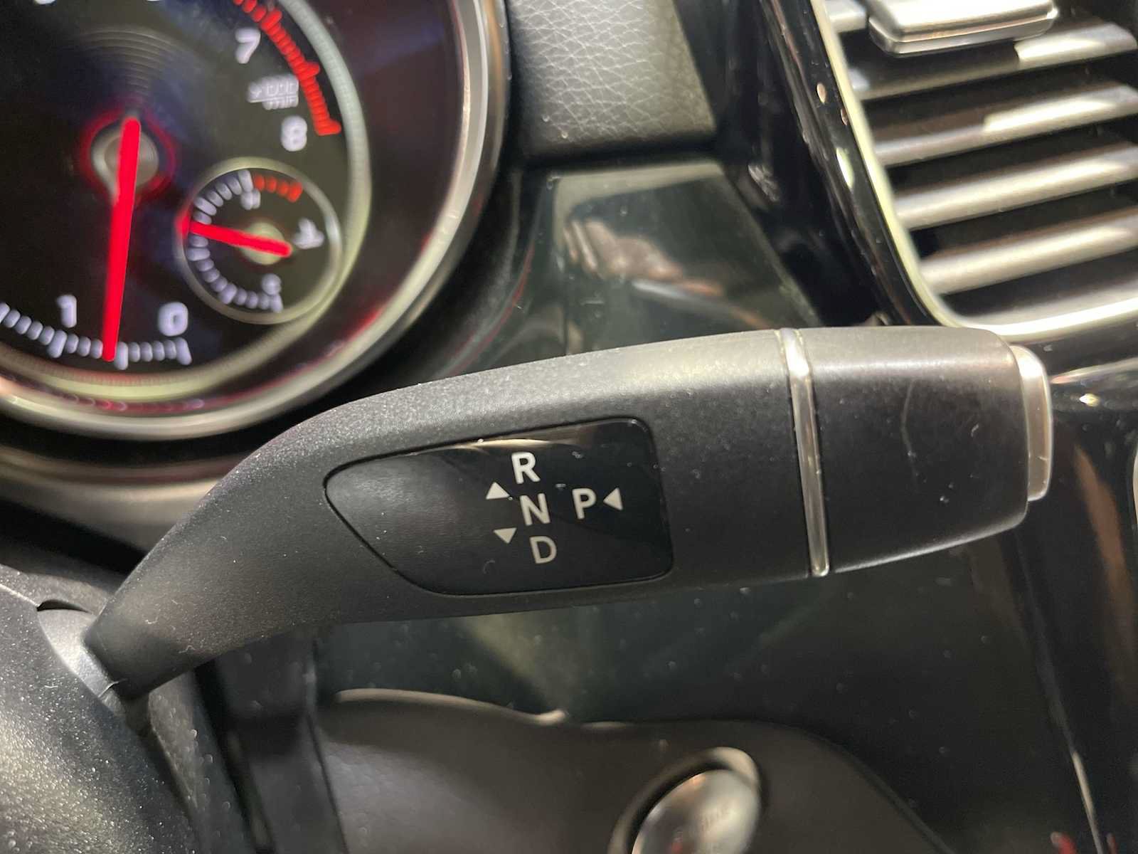 Used 2019 Mercedes-Benz GLE 400 4MATIC image 17