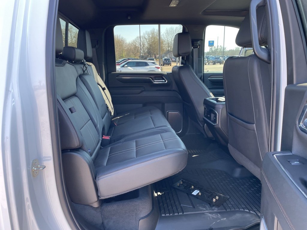 Used 2024 Chevrolet Silverado 2500 High Country w/ High Country Premium Package image 30