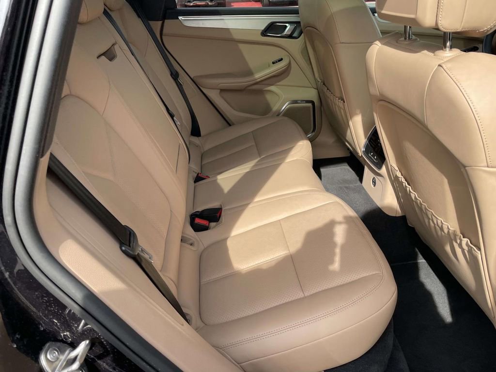 Used 2022 Porsche Macan S image 44