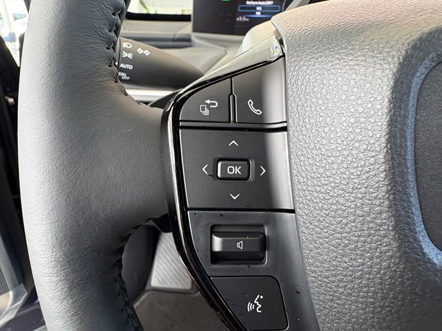 New 2026 Subaru Solterra Limited image 18