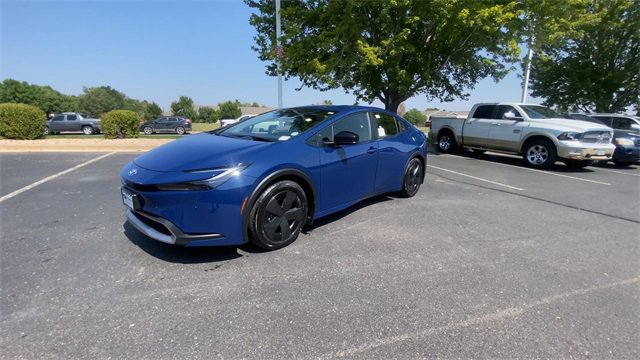 New 2026 Toyota Prius Plug-In Hybrid image 4