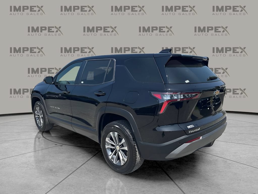 Used 2026 Chevrolet Equinox LT FWD image 3