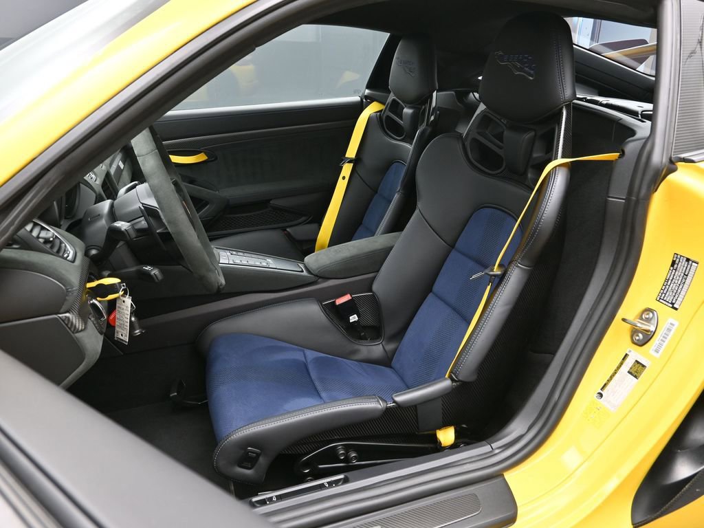Certified 2024 Porsche 718 Cayman GT4 RS image 5