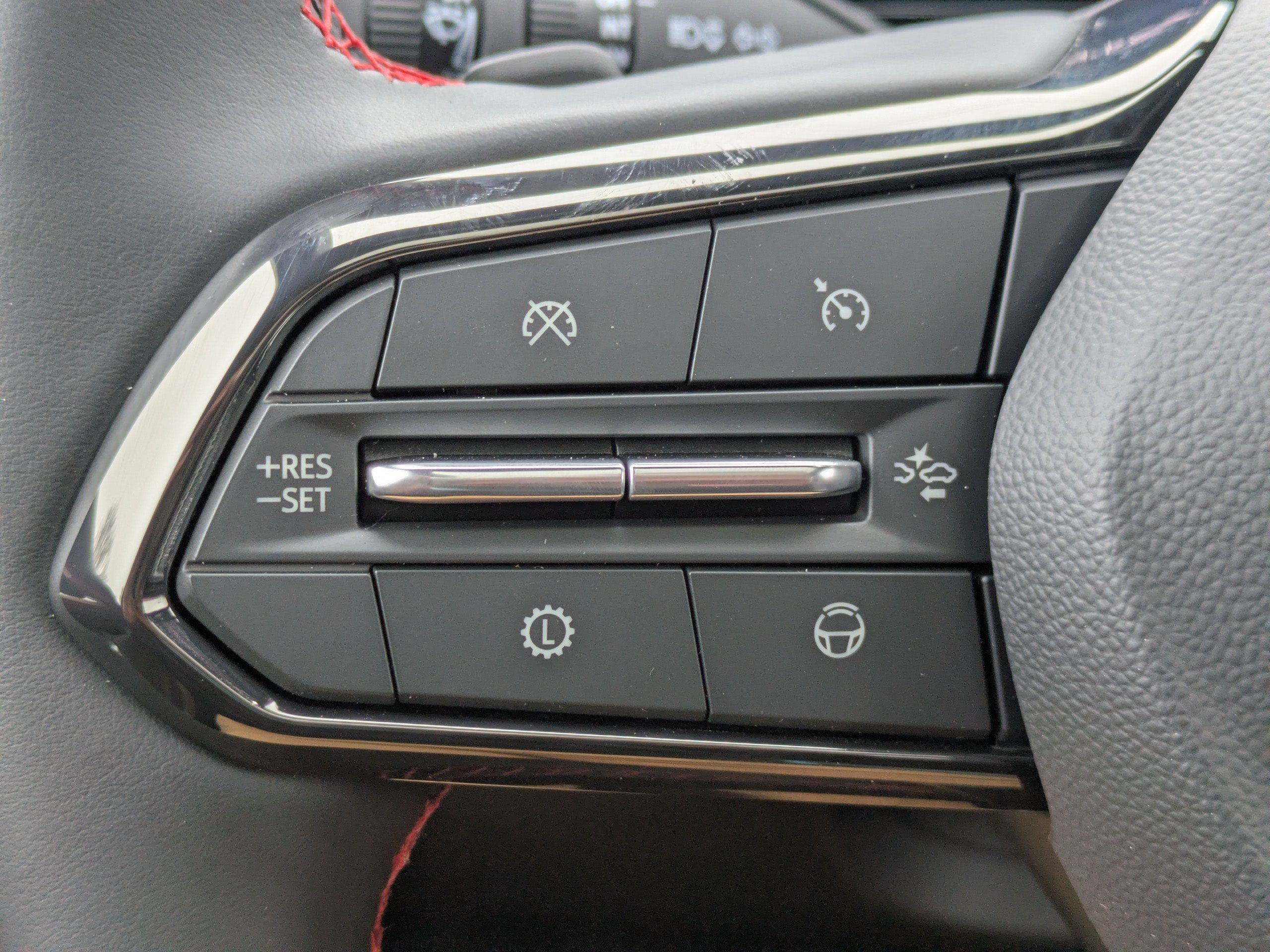 New 2026 Chevrolet Traverse RS image 28