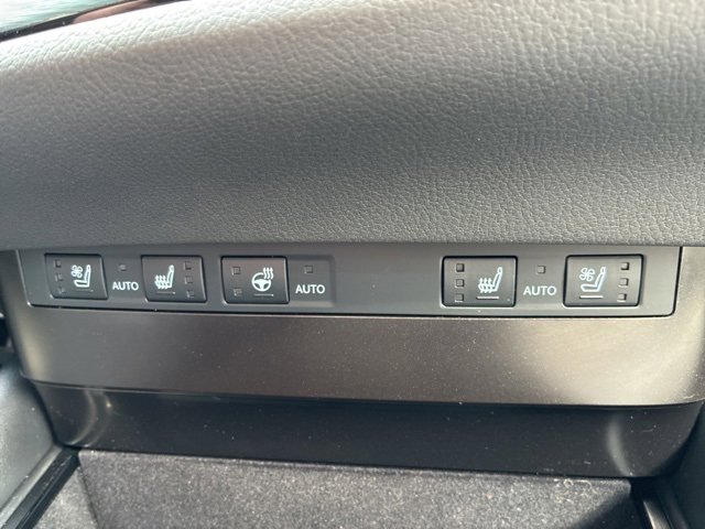 Used 2024 Lexus ES 350 w/ Premium Package image 24