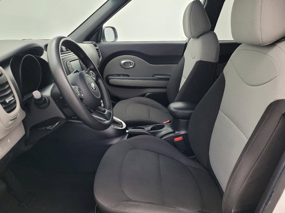 Used 2019 Kia Soul image 17