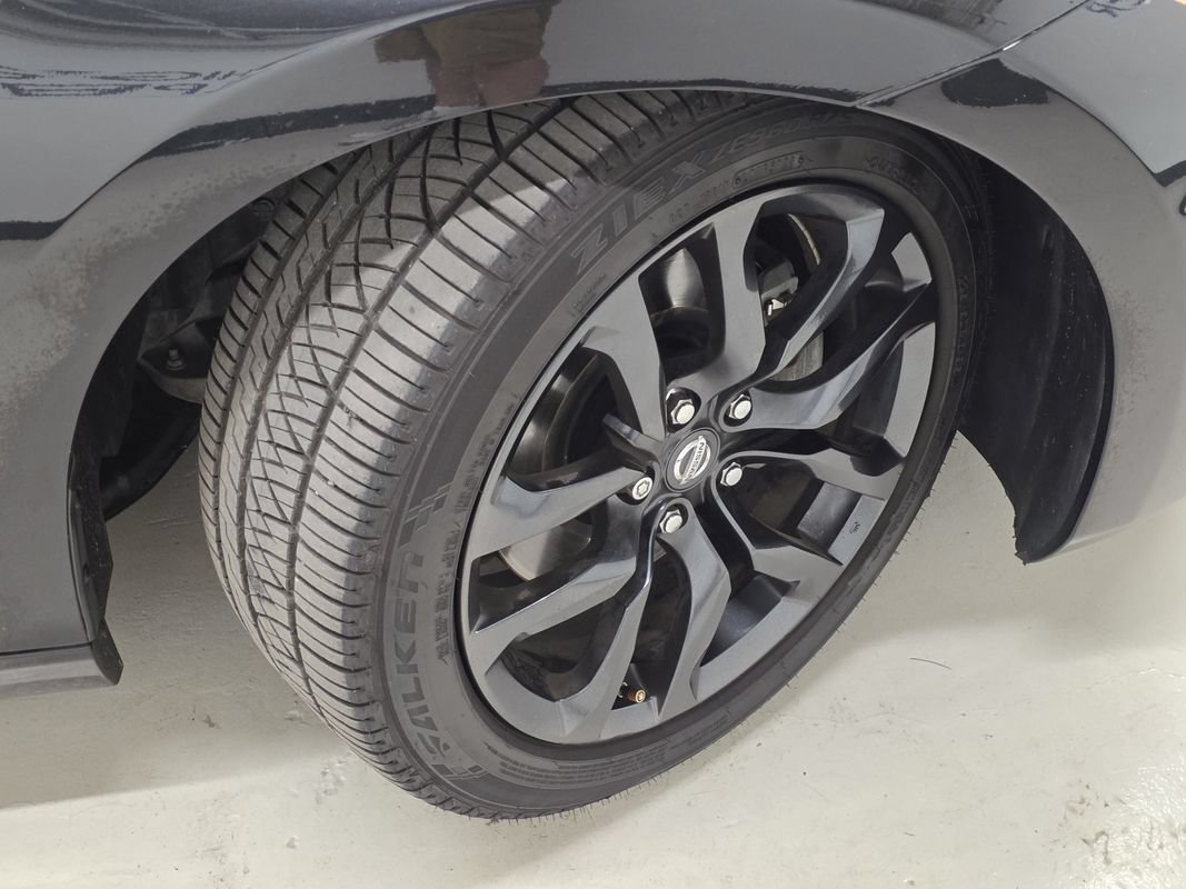 Used 2017 Nissan 370Z Coupe RWD image 40