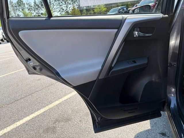 Used 2016 Toyota RAV4 XLE FWD image 22