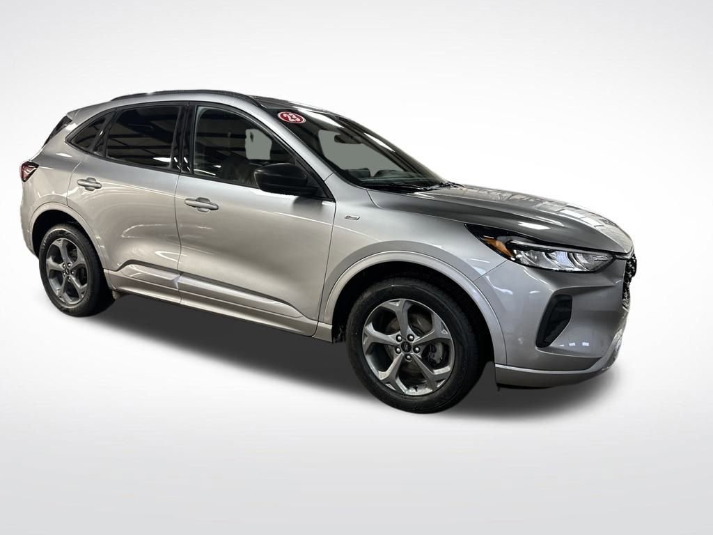 Used 2023 Ford Escape ST-Line w/ Tech Pack #1 image 8