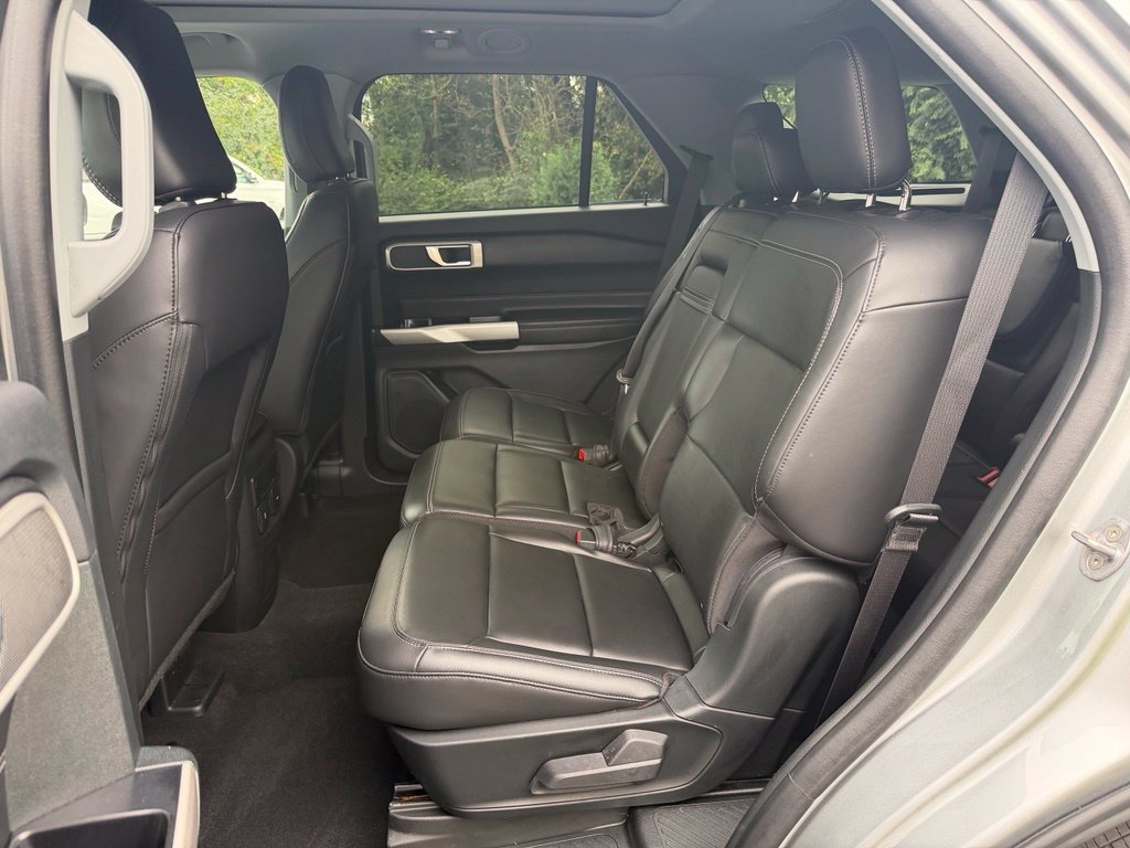 Certified 2023 Ford Explorer XLT w/ Equipment Group 202A AWD/4WD image 20