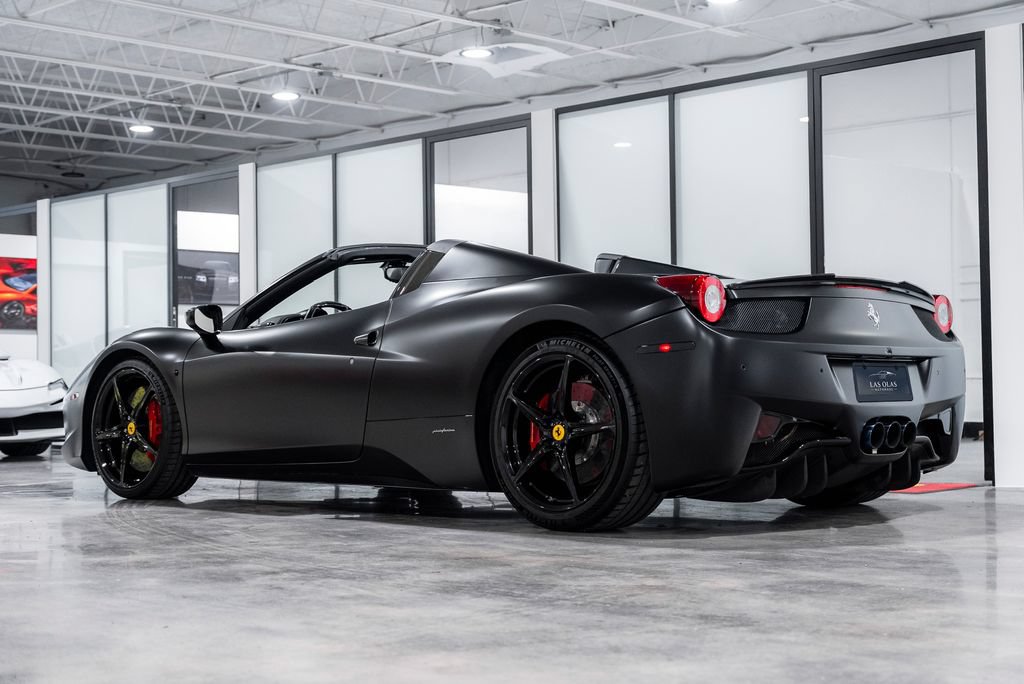 Used 2012 Ferrari 458 Spider RWD image 9
