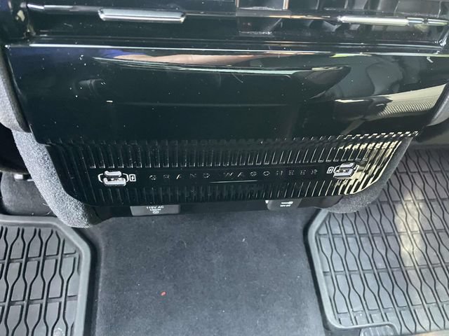 Certified 2025 Jeep Grand Wagoneer 4WD image 14