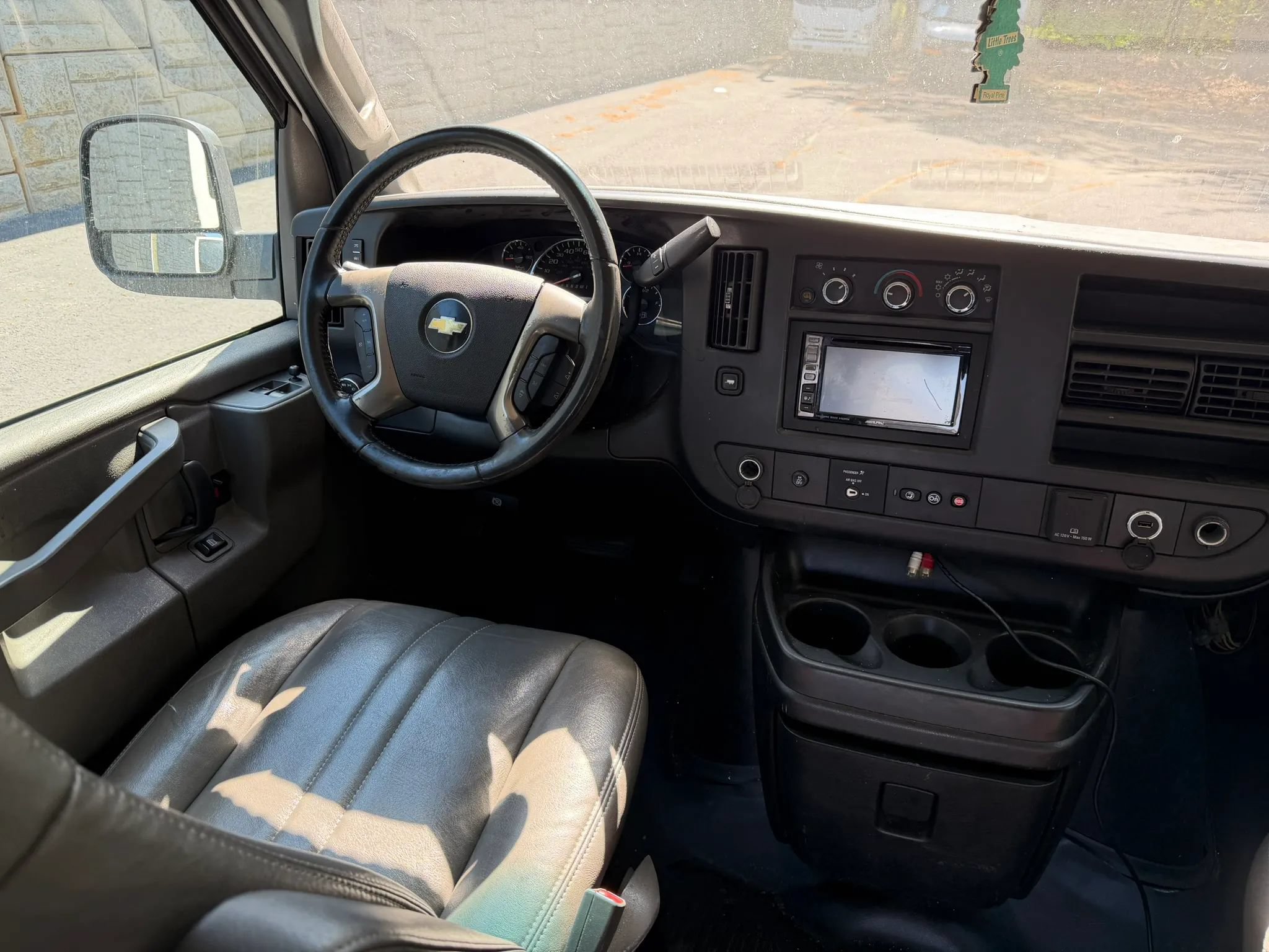 Used 2017 Chevrolet Express 2500 LS RWD image 14