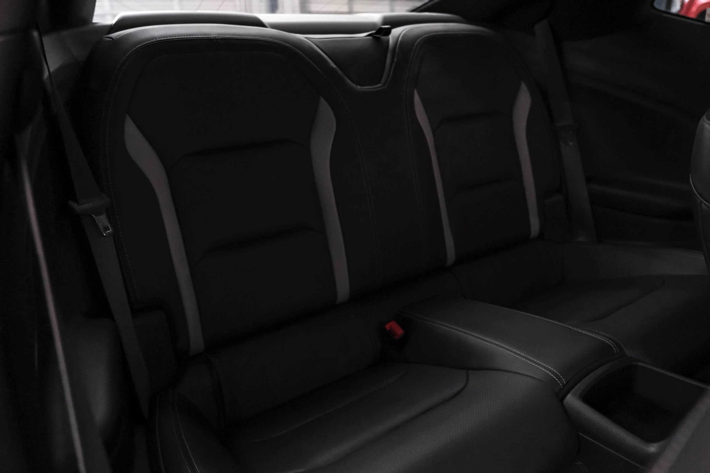 Used 2019 Chevrolet Camaro SS RWD image 35